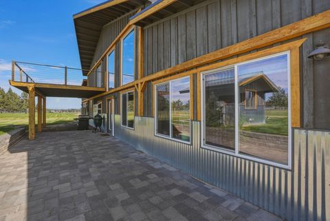 Tiny photo for 65225 Gerking Market Road, Bend, OR 97703 (MLS # 220220004)