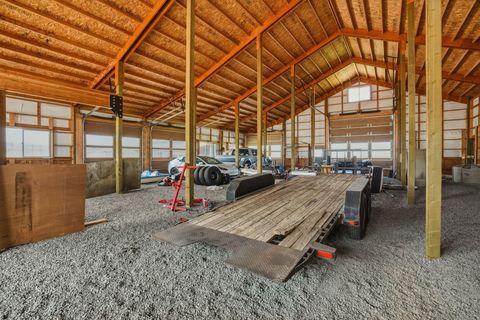 Tiny photo for 65225 Gerking Market Road, Bend, OR 97703 (MLS # 220220004)