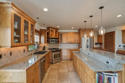 Tiny photo for 65225 Gerking Market Road, Bend, OR 97703 (MLS # 220220004)