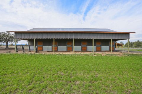 Tiny photo for 65225 Gerking Market Road, Bend, OR 97703 (MLS # 220220004)