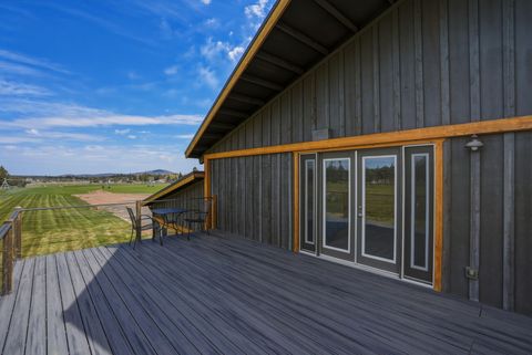 Tiny photo for 65225 Gerking Market Road, Bend, OR 97703 (MLS # 220220004)