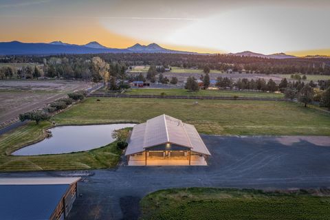 Tiny photo for 65225 Gerking Market Road, Bend, OR 97703 (MLS # 220220004)