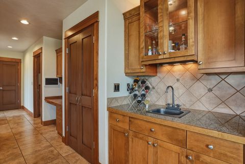 Tiny photo for 65225 Gerking Market Road, Bend, OR 97703 (MLS # 220220004)