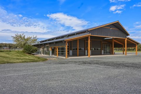 Tiny photo for 65225 Gerking Market Road, Bend, OR 97703 (MLS # 220220004)