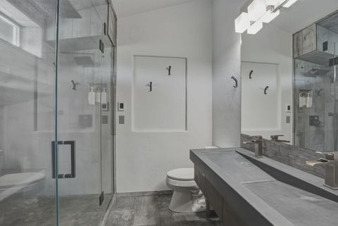 Tiny photo for 65225 Gerking Market Road, Bend, OR 97703 (MLS # 220220004)