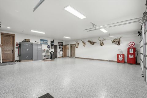 Tiny photo for 310 Pierce Road, Medford, OR 97504 (MLS # 220219835)