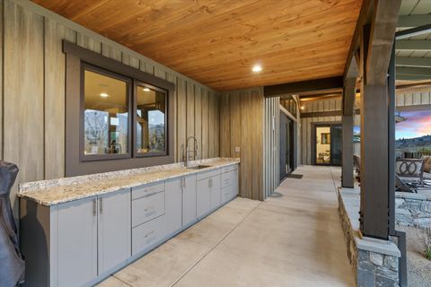 Tiny photo for 310 Pierce Road, Medford, OR 97504 (MLS # 220219835)