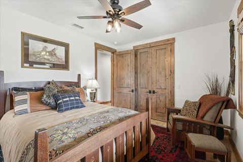 Tiny photo for 310 Pierce Road, Medford, OR 97504 (MLS # 220219835)