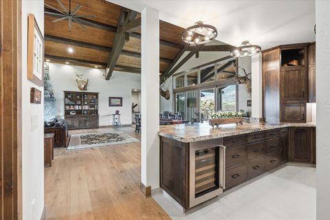 Tiny photo for 310 Pierce Road, Medford, OR 97504 (MLS # 220219835)