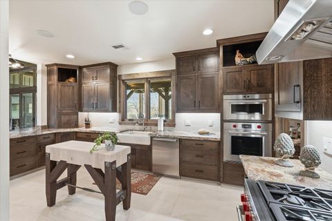 Tiny photo for 310 Pierce Road, Medford, OR 97504 (MLS # 220219835)