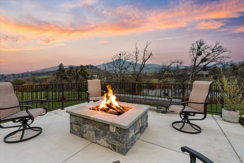 Tiny photo for 310 Pierce Road, Medford, OR 97504 (MLS # 220219835)