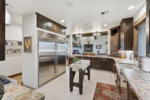 Tiny photo for 310 Pierce Road, Medford, OR 97504 (MLS # 220219835)