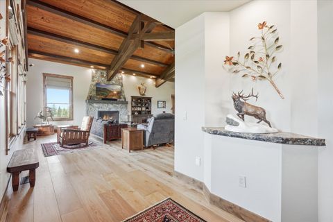 Tiny photo for 310 Pierce Road, Medford, OR 97504 (MLS # 220219835)