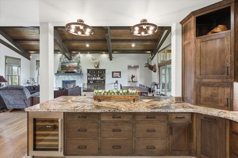 Tiny photo for 310 Pierce Road, Medford, OR 97504 (MLS # 220219835)