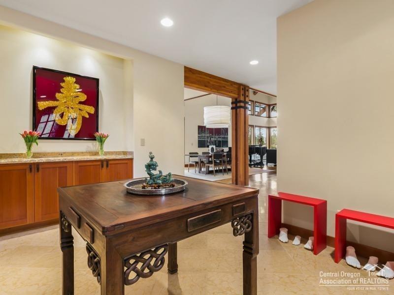 Broken Top - Residential