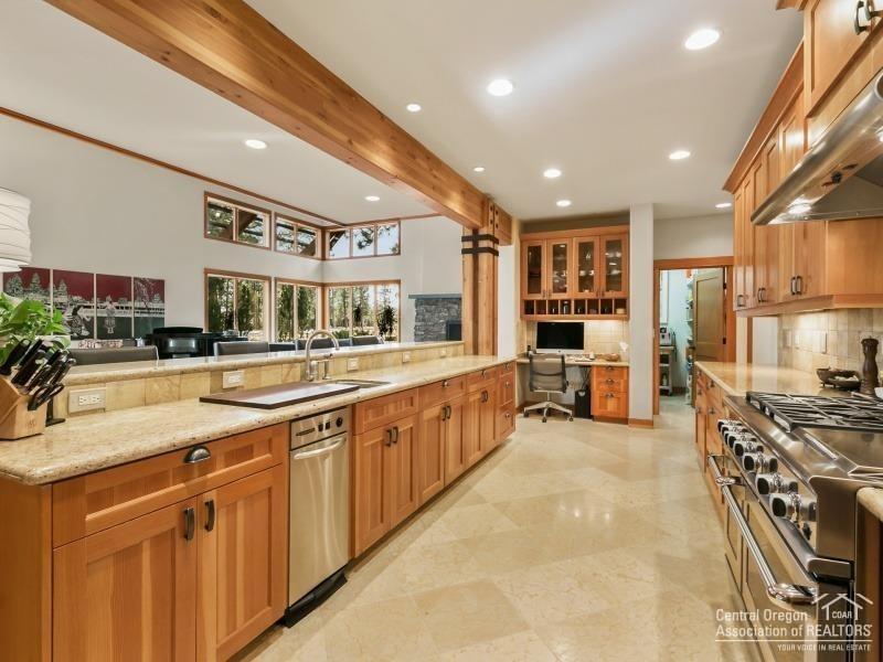 Broken Top - Residential