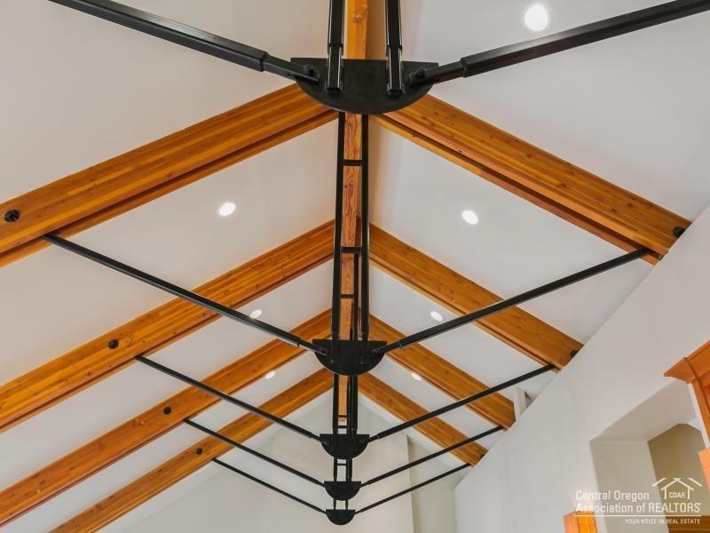 Broken Top - Residential