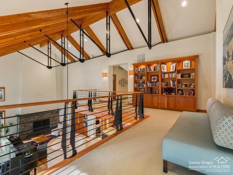 Broken Top - Residential