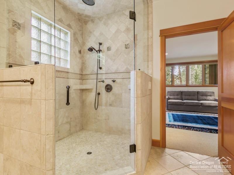 Broken Top - Residential