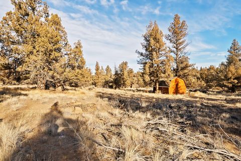 Tiny photo for 6633 NW Tetherow Road, Redmond, OR 97756 (MLS # 220213086)