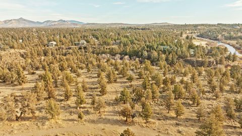 Tiny photo for 6633 NW Tetherow Road, Redmond, OR 97756 (MLS # 220213086)