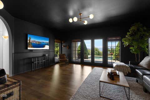 Tiny photo for 1553 Devonshire Place, Medford, OR 97504 (MLS # 220227241)