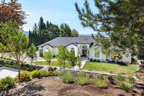 Tiny photo for 1553 Devonshire Place, Medford, OR 97504 (MLS # 220227241)