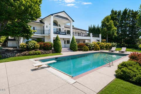 Tiny photo for 1553 Devonshire Place, Medford, OR 97504 (MLS # 220227241)