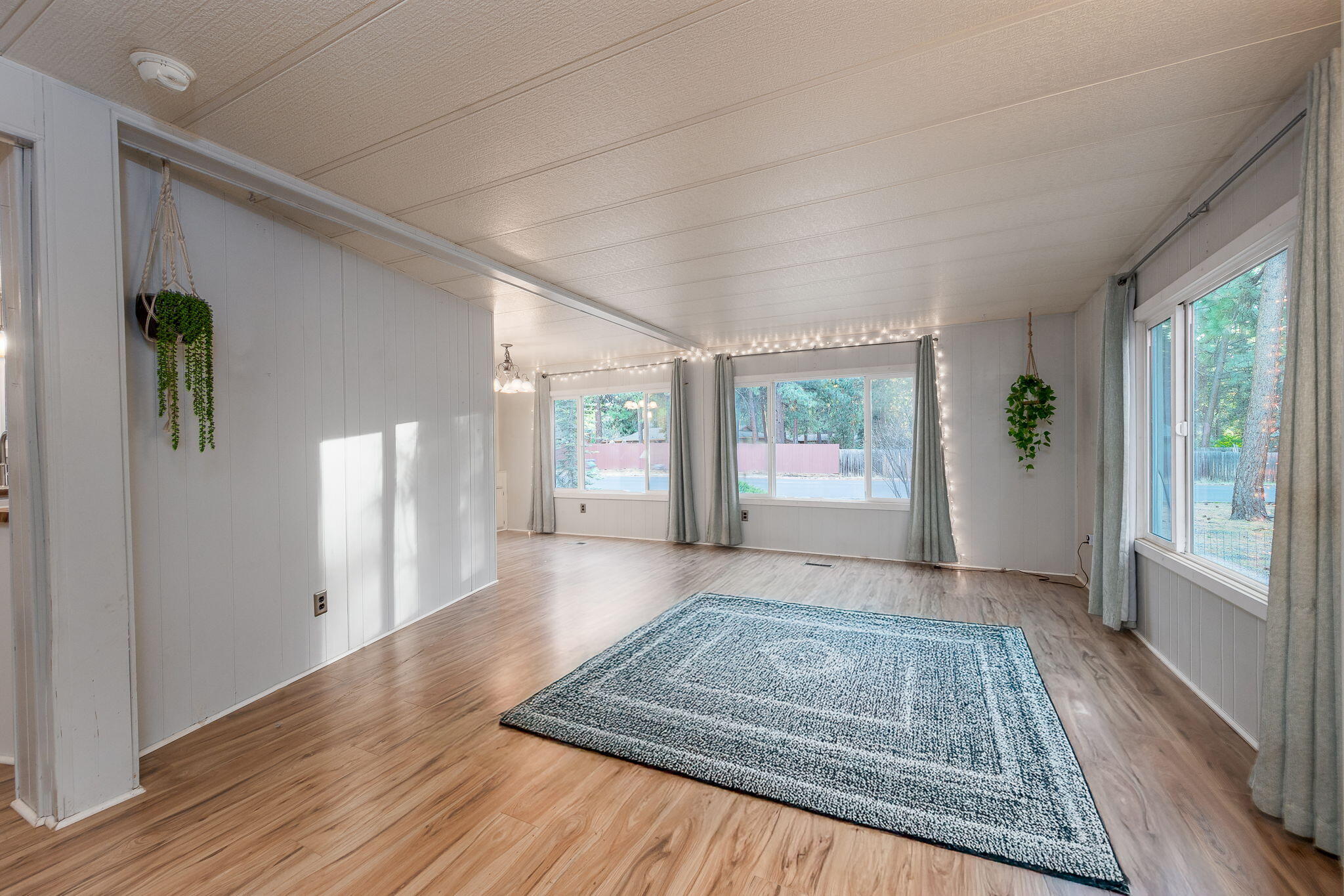 Romaine Village - Residential