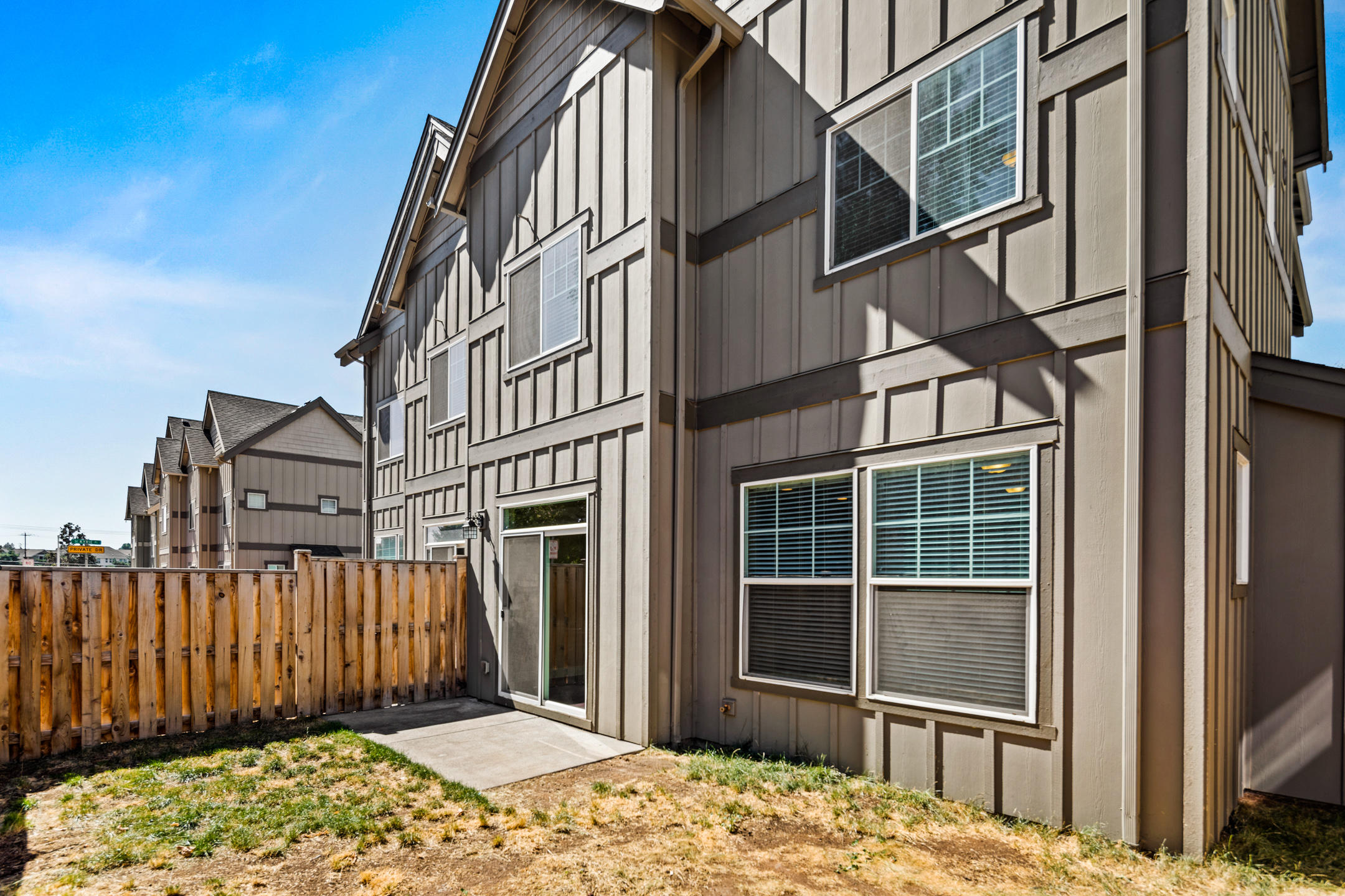Reed Mrk. Rowhouses - Residential