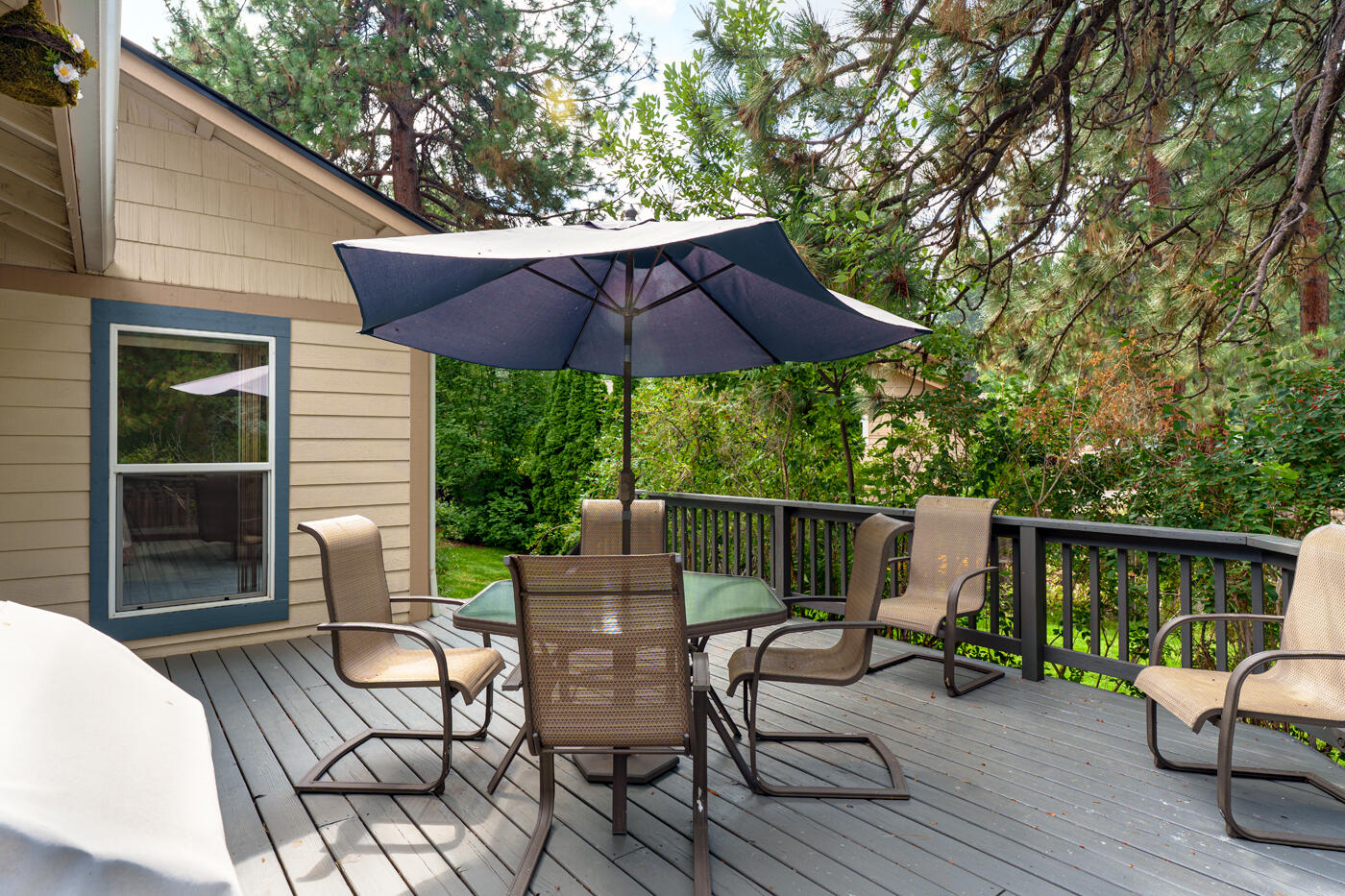 Forest Hills - Residential