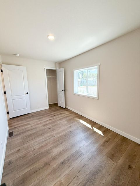 Tiny photo for 4647 Winter Avenue #78, Klamath Falls, OR 97603 (MLS # 220214302)