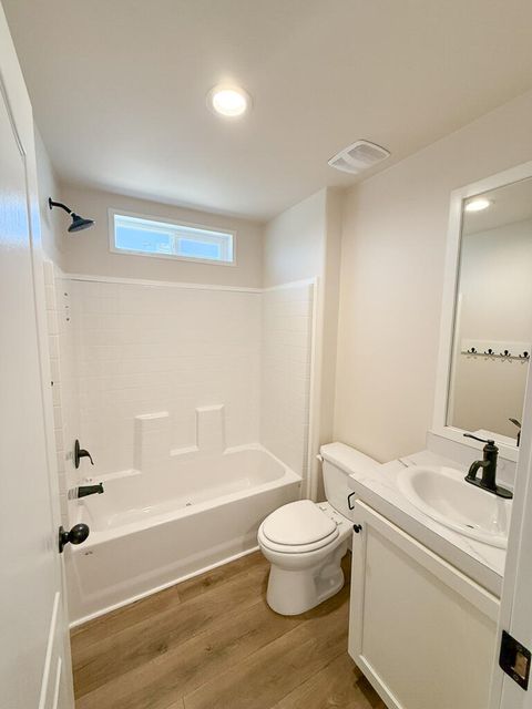 Tiny photo for 4647 Winter Avenue #78, Klamath Falls, OR 97603 (MLS # 220214302)