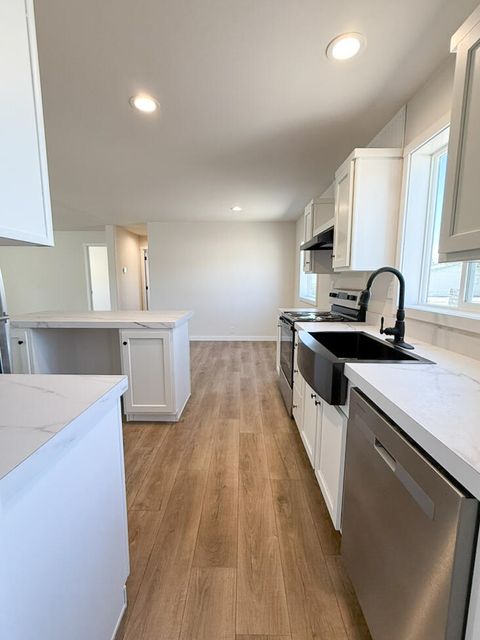Tiny photo for 4647 Winter Avenue #78, Klamath Falls, OR 97603 (MLS # 220214302)