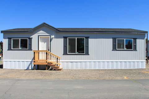 Tiny photo for 4647 Winter Avenue #78, Klamath Falls, OR 97603 (MLS # 220214302)