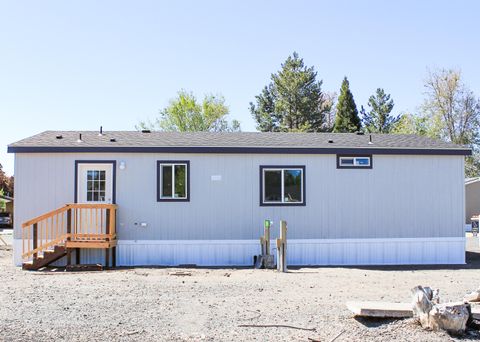 Tiny photo for 4647 Winter Avenue #78, Klamath Falls, OR 97603 (MLS # 220214302)