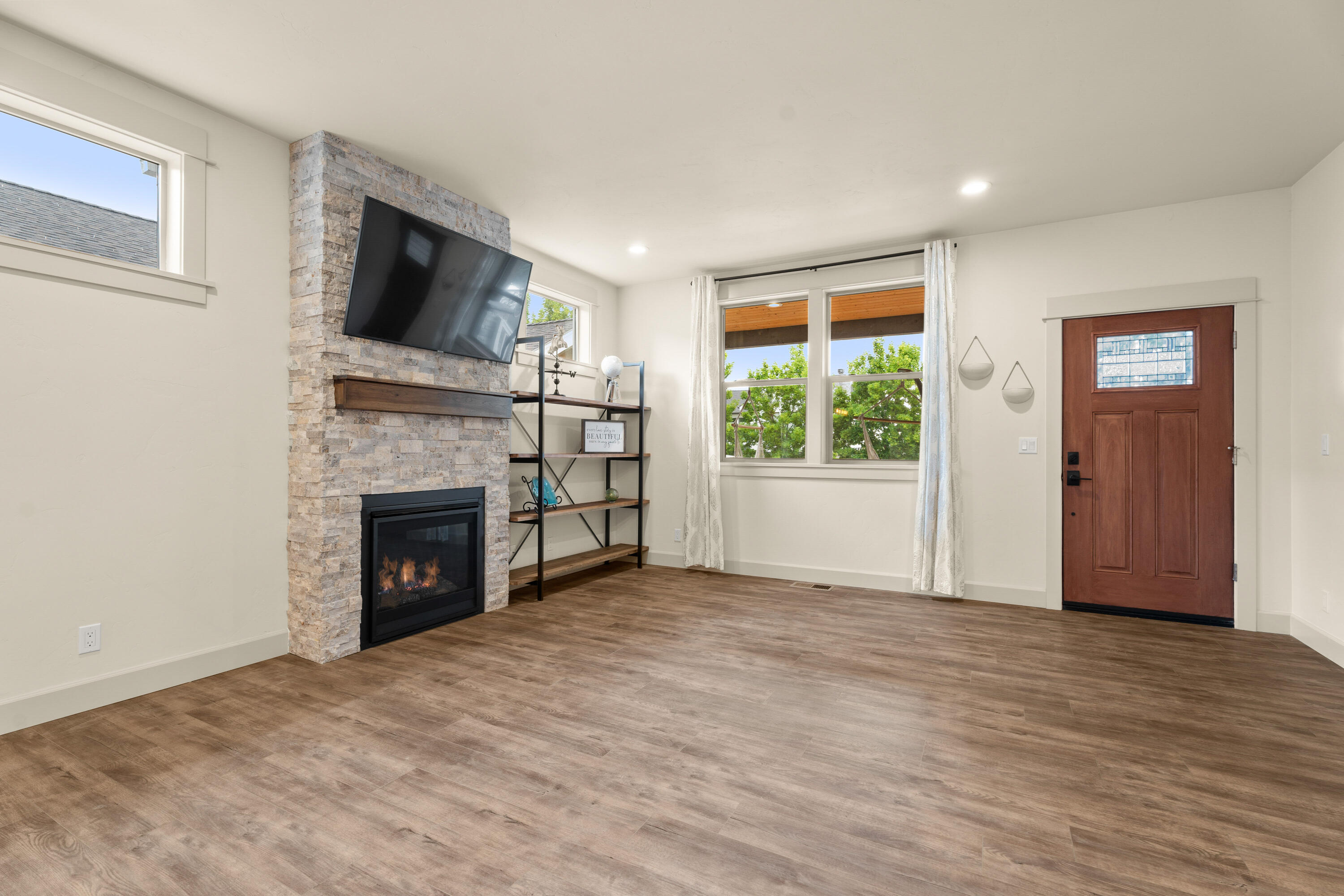 Madison - Residential