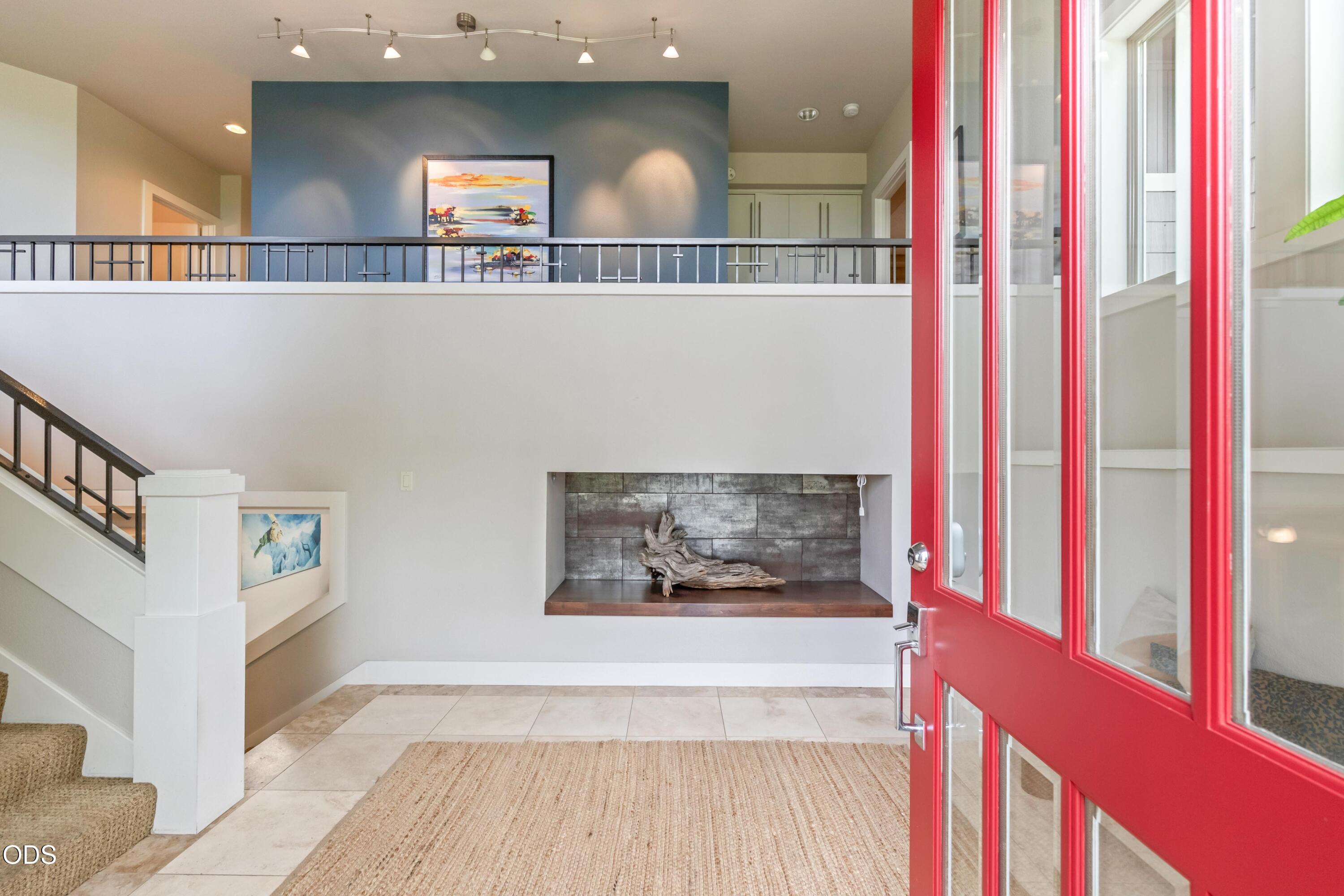 1195 NW Remarkable Drive
