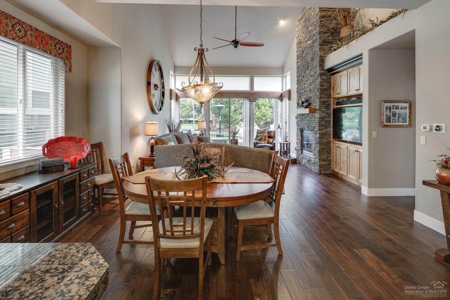 Eagle Crest - Residential
