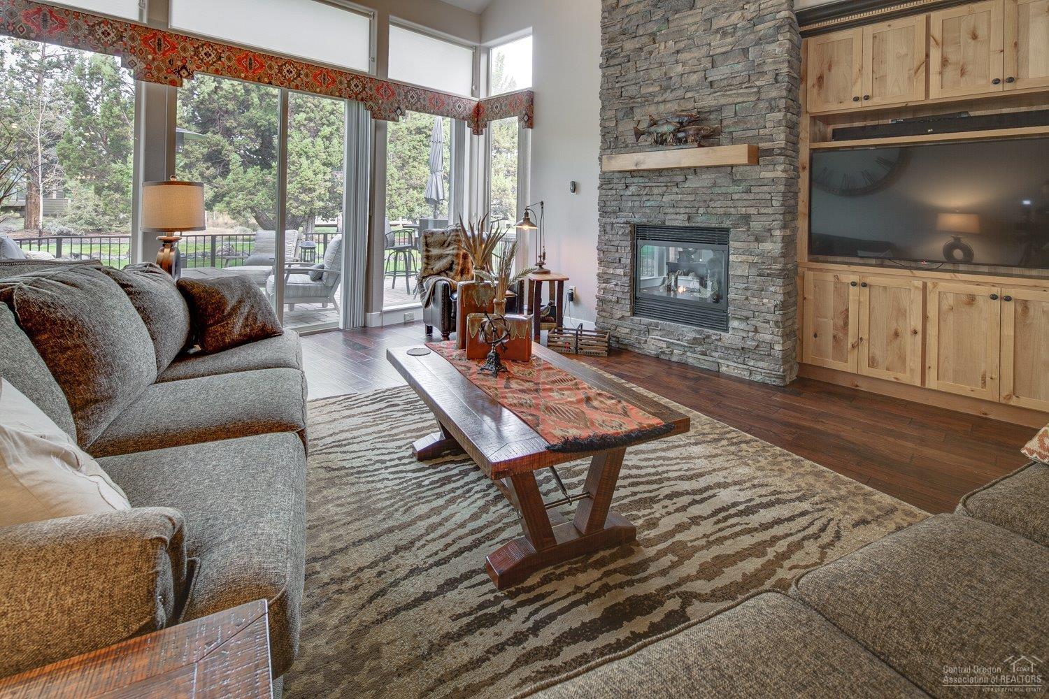 Eagle Crest - Residential