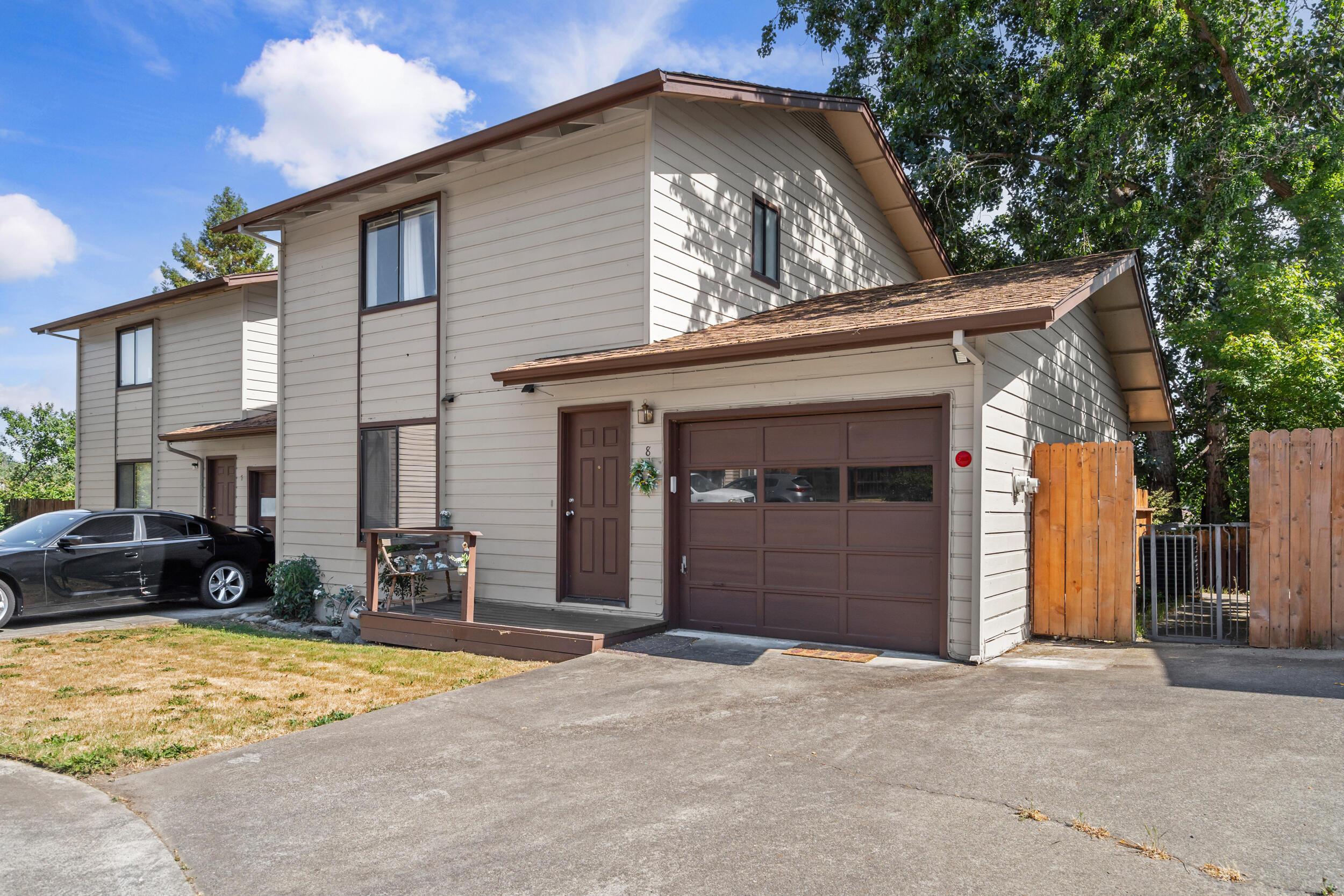 Royal Oaks Estates - Residential