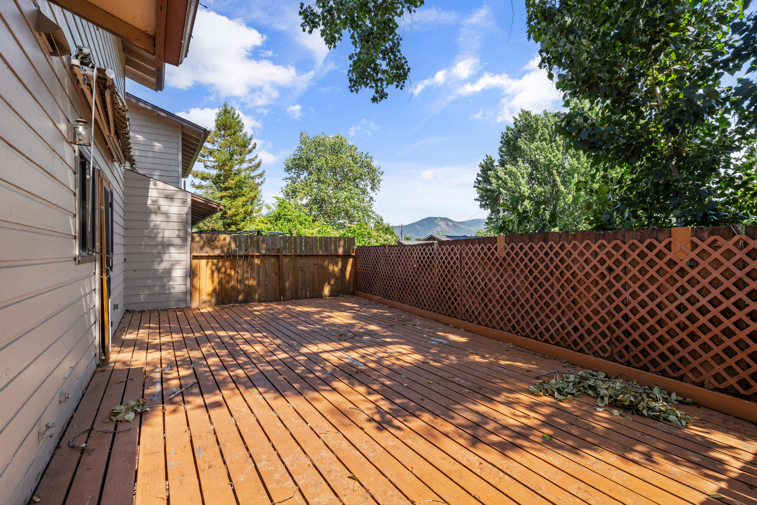 Royal Oaks Estates - Residential