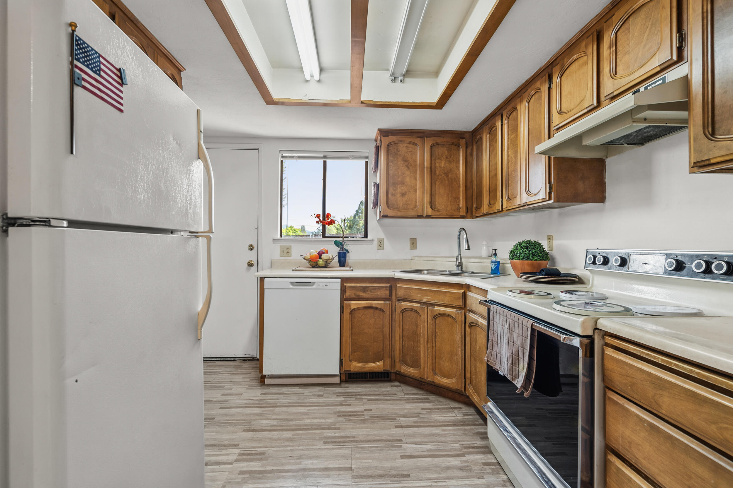 Royal Oaks Estates - Residential