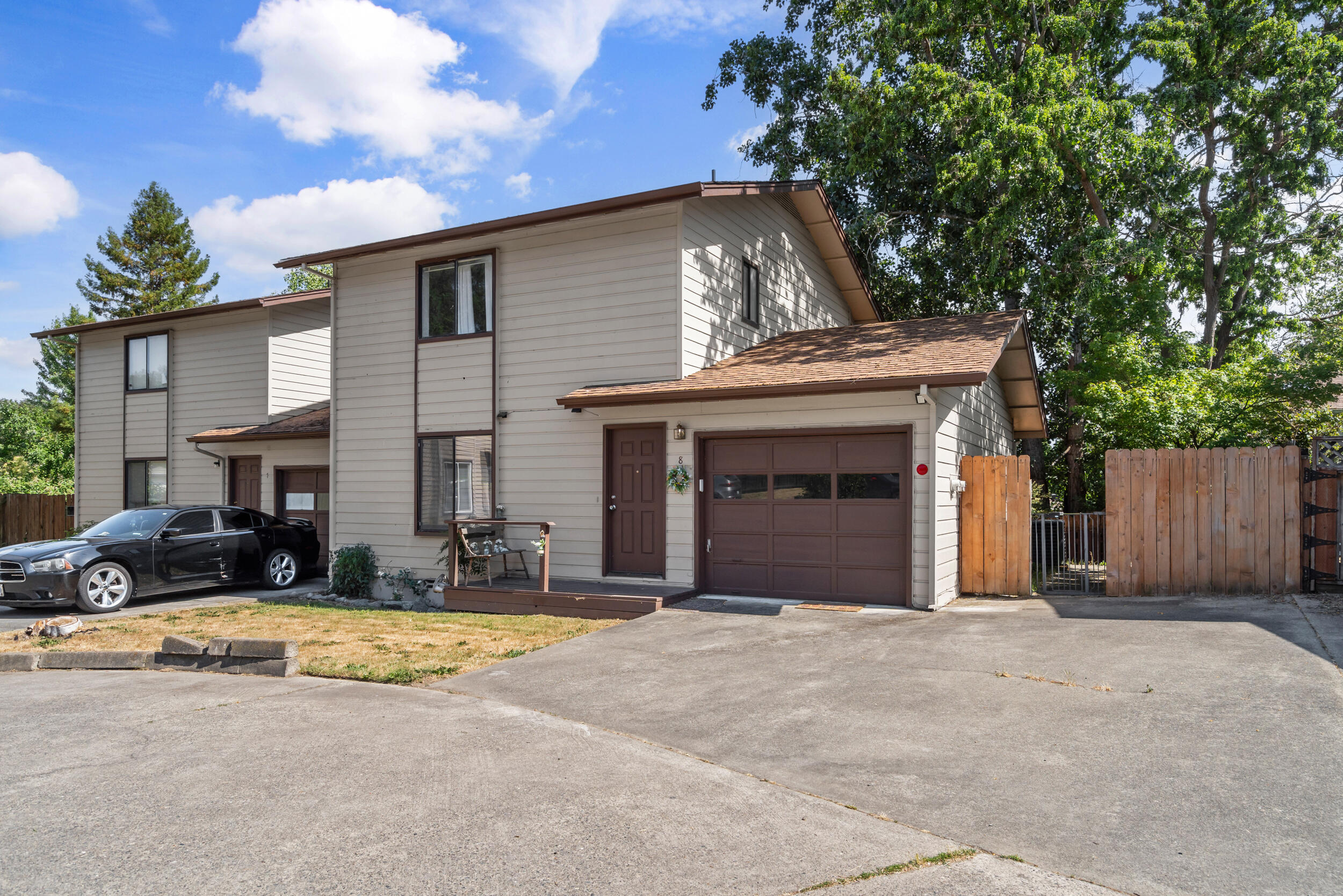 Royal Oaks Estates - Residential