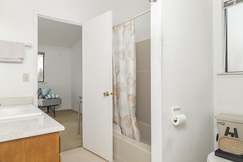 Royal Oaks Estates - Residential