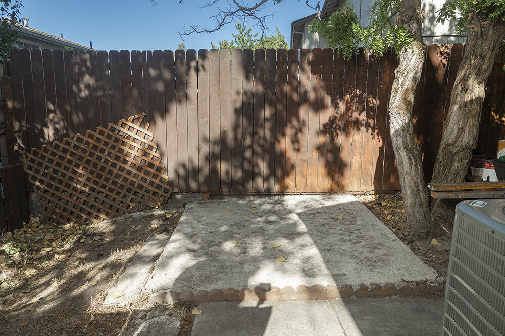 Royal Oaks Estates - Residential