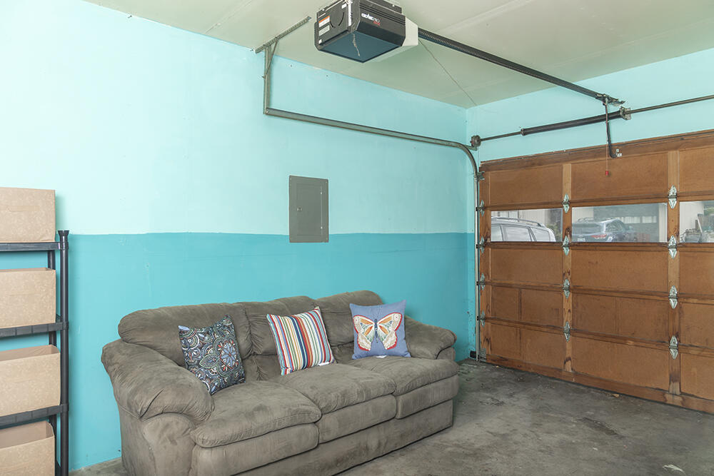 Royal Oaks Estates - Residential