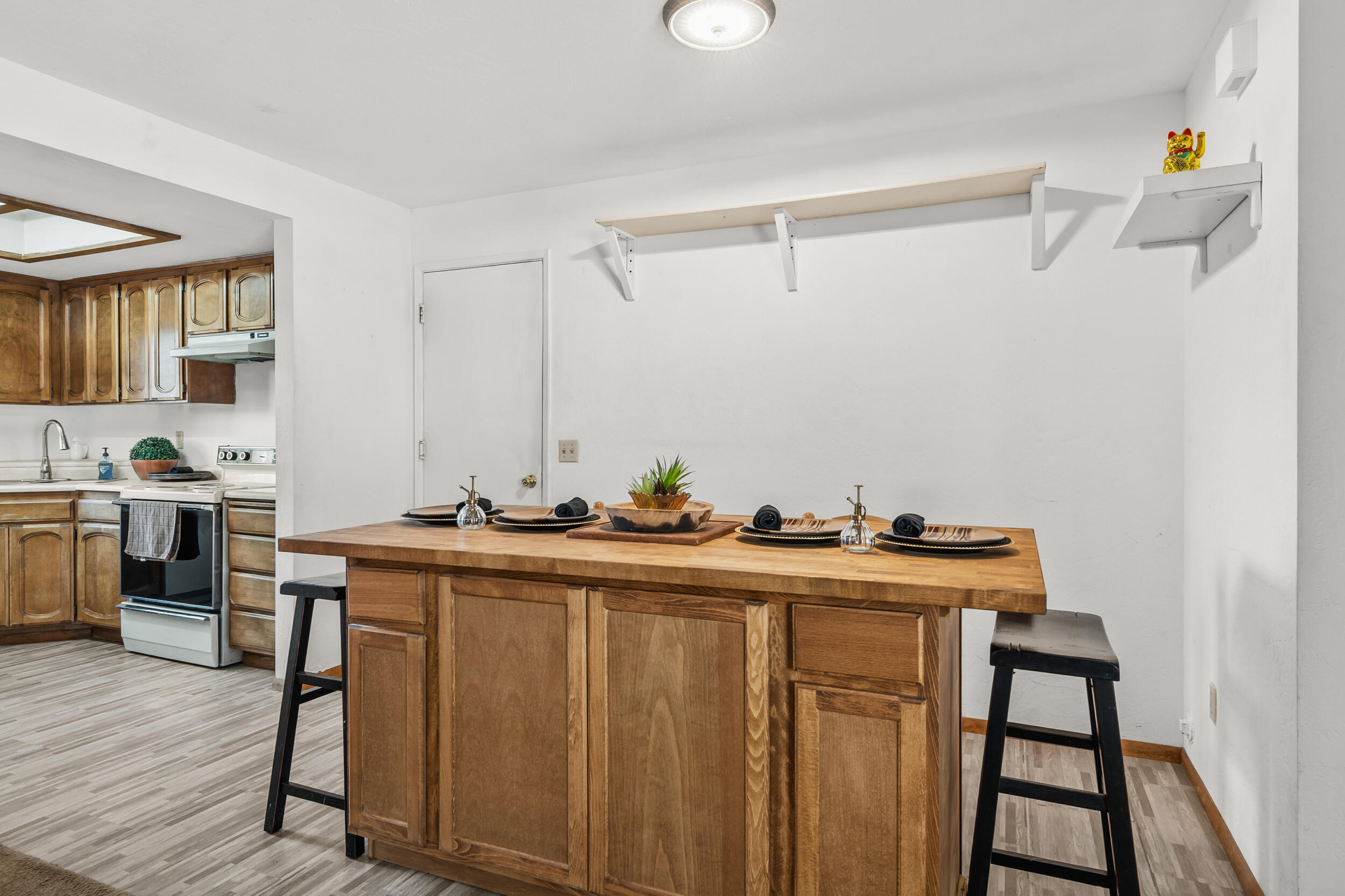 Royal Oaks Estates - Residential