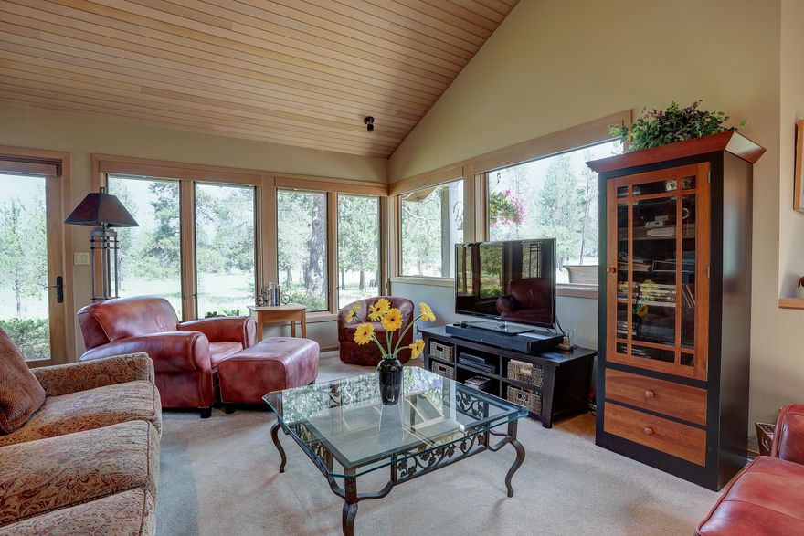 Premiere golf course location, Sun Forest construction custom home in the heart of Sunriver. Kitchen features stainless steel appliances, breakfast bar and style stone counters. Primary bedroom suite on main level ensuite bath features walk in steam dual shower. Upstairs loft area with built in file cabinets opens to upper deck area with view of the golf course. Mud room with laundry area and 1/2 bath just off of the kitchen. Sit out on the back deck and enjoy summer evenings with friends, family and a glass of wine. Lovely landscaping surrounds this beautifully maintained custom home.