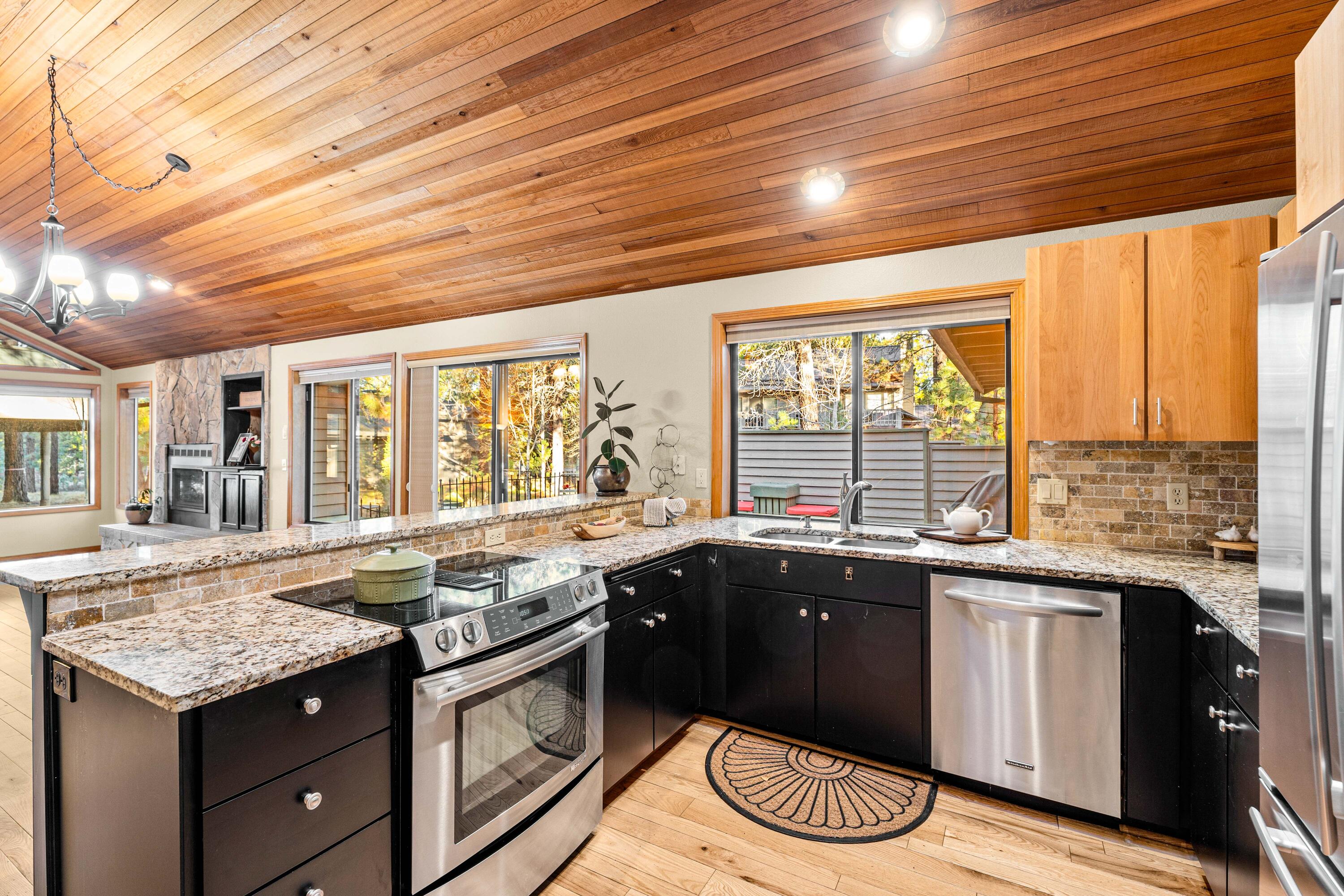 Fairway Point Villag - Residential